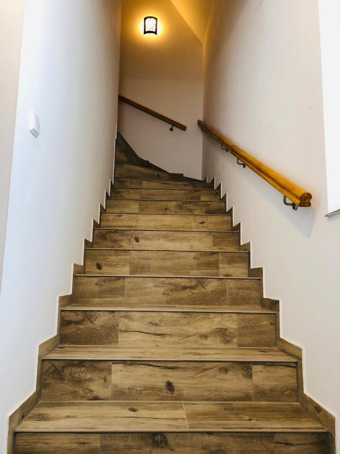 Apartamenty U Krysi Witów エクステリア 写真