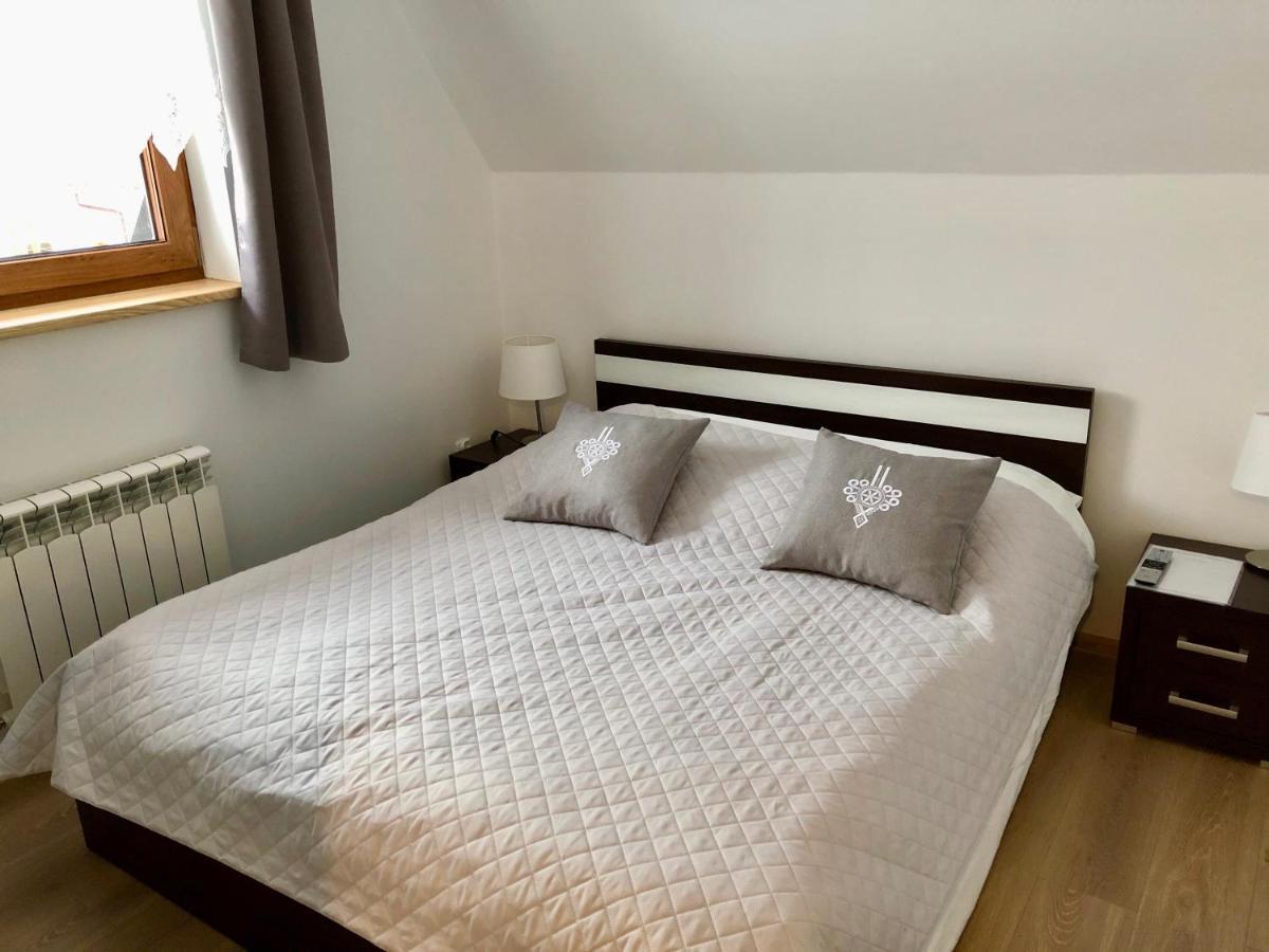 Apartamenty U Krysi Witów エクステリア 写真