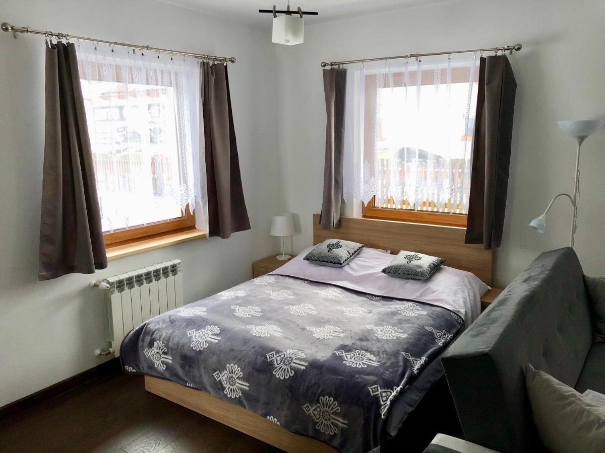Apartamenty U Krysi Witów エクステリア 写真