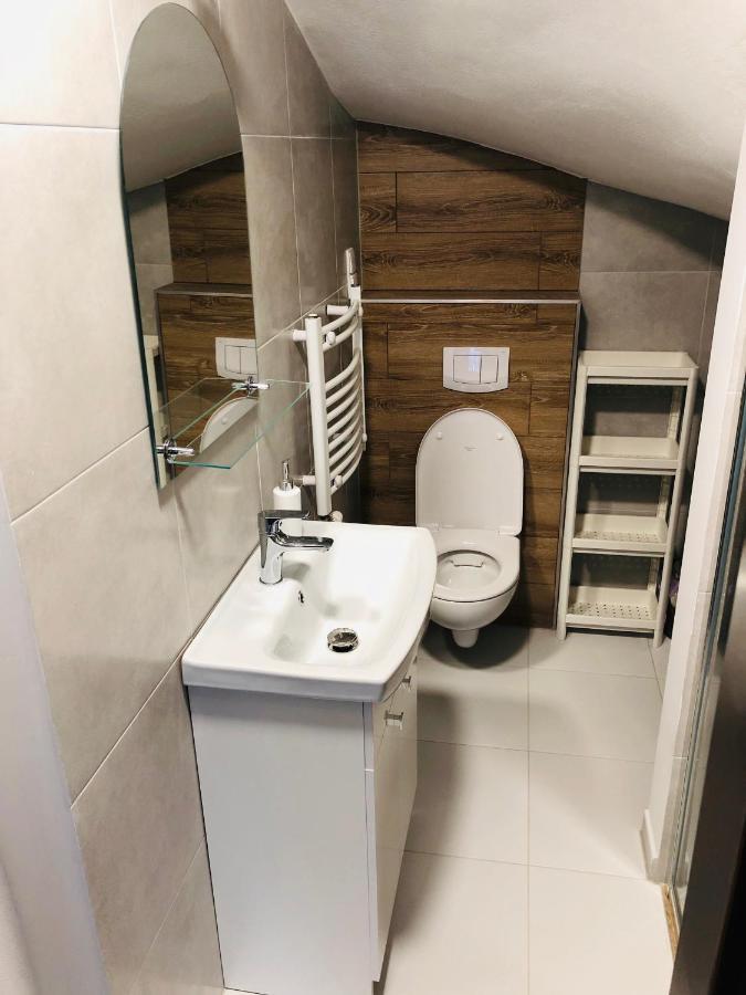 Apartamenty U Krysi Witów エクステリア 写真